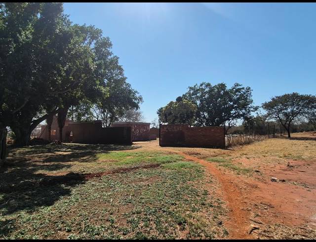 FARM FOR SALE IN DE WILDT